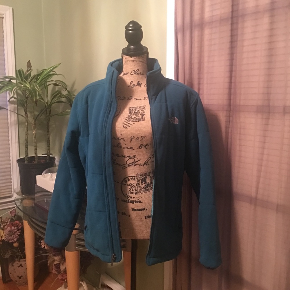 North Face Jacket 🧥 - Picture 2 of 6